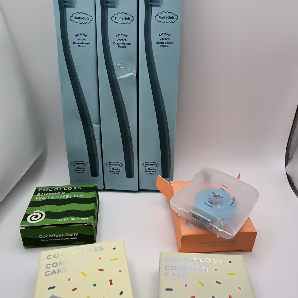 Cocofloss Oral care Lot 4 Dental Floss & 3 Blue Bliss Toothbrushes